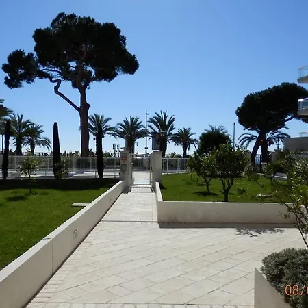 Royal Palm Apartmán *